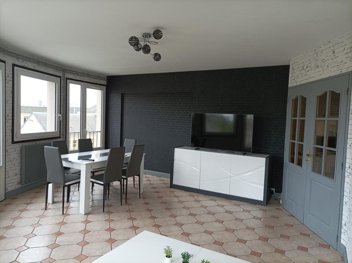 Joli Appartement Type 5 En Centre Ville Châteauroux Extérieur photo