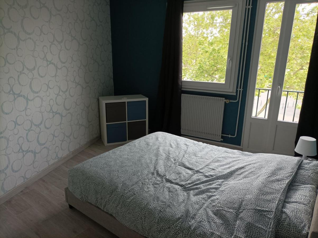 Joli Appartement Type 5 En Centre Ville Châteauroux Extérieur photo
